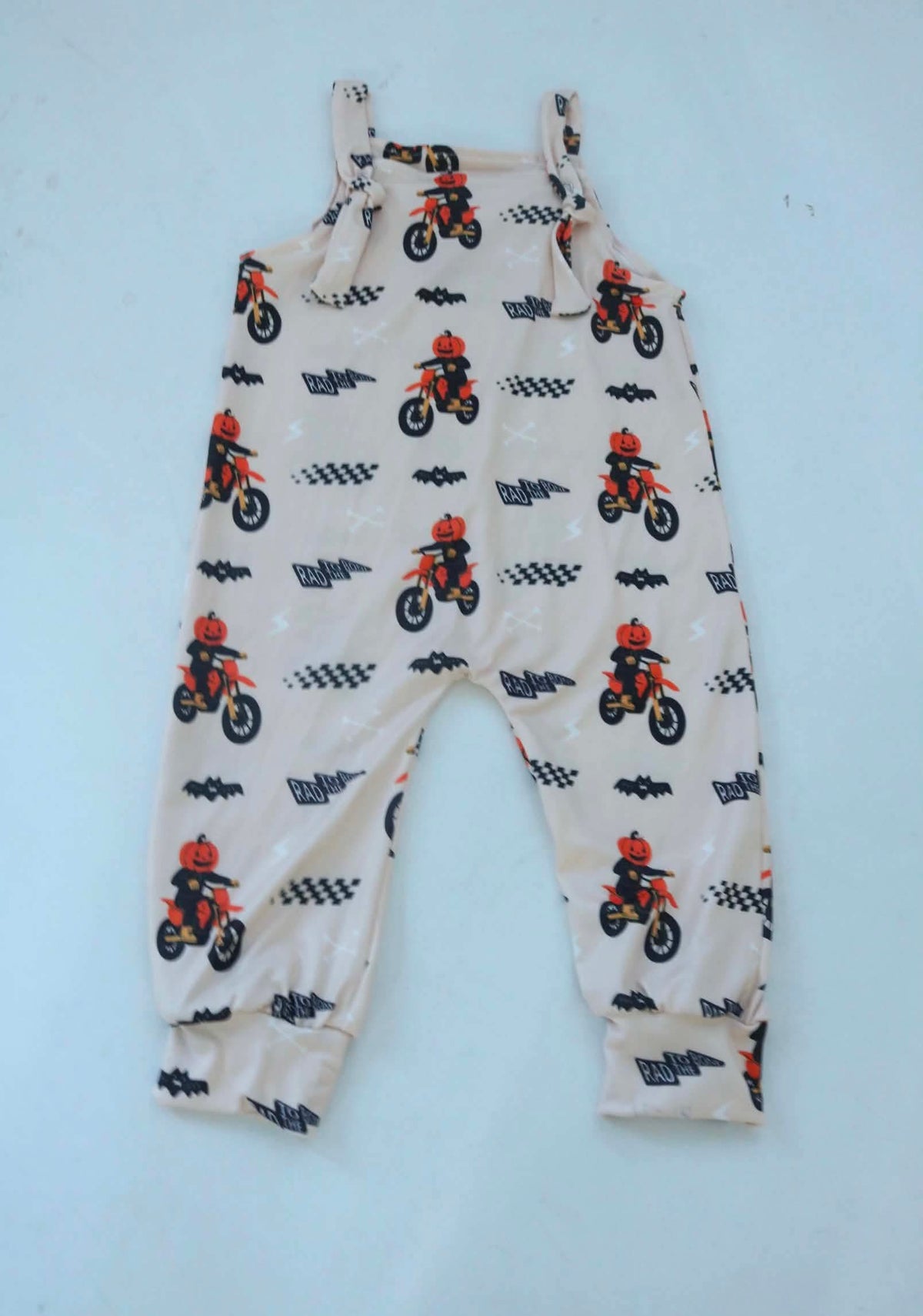 Pumpkin Rider long knotted overalls