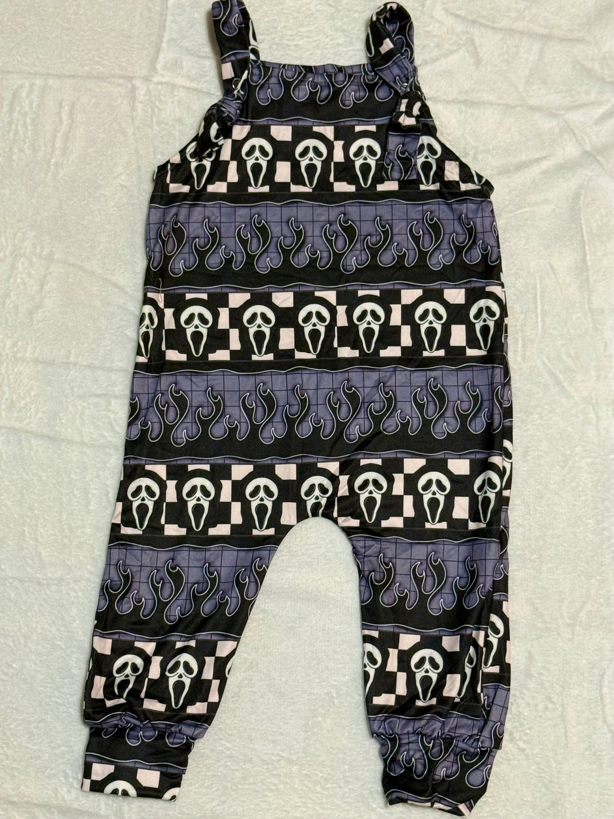 Scream long knotted overalls