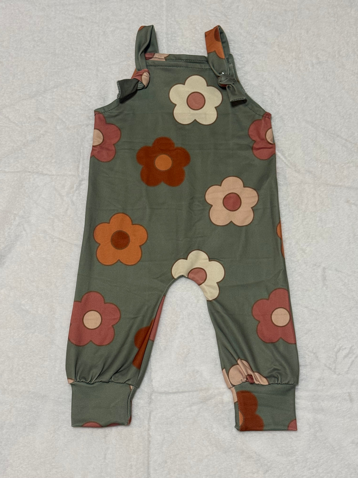 Floral long knotted overalls