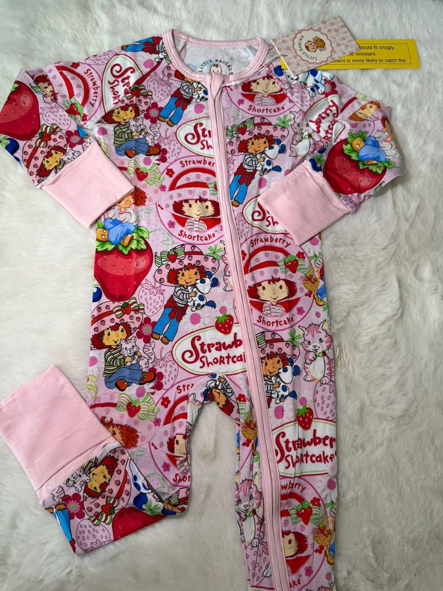 Strawberry Zippy & Set