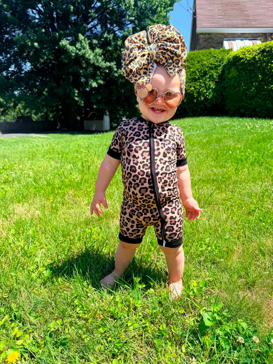 Spots & Sass Shortie